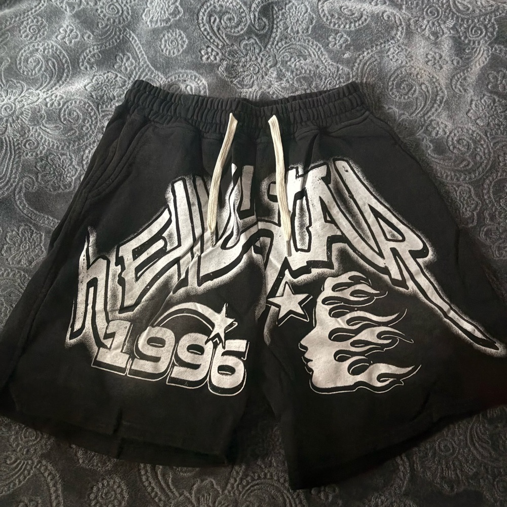 Hellstar shorts - image 2